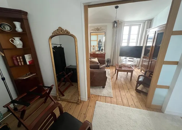 Le Logis Des Templiers Vieux Port
